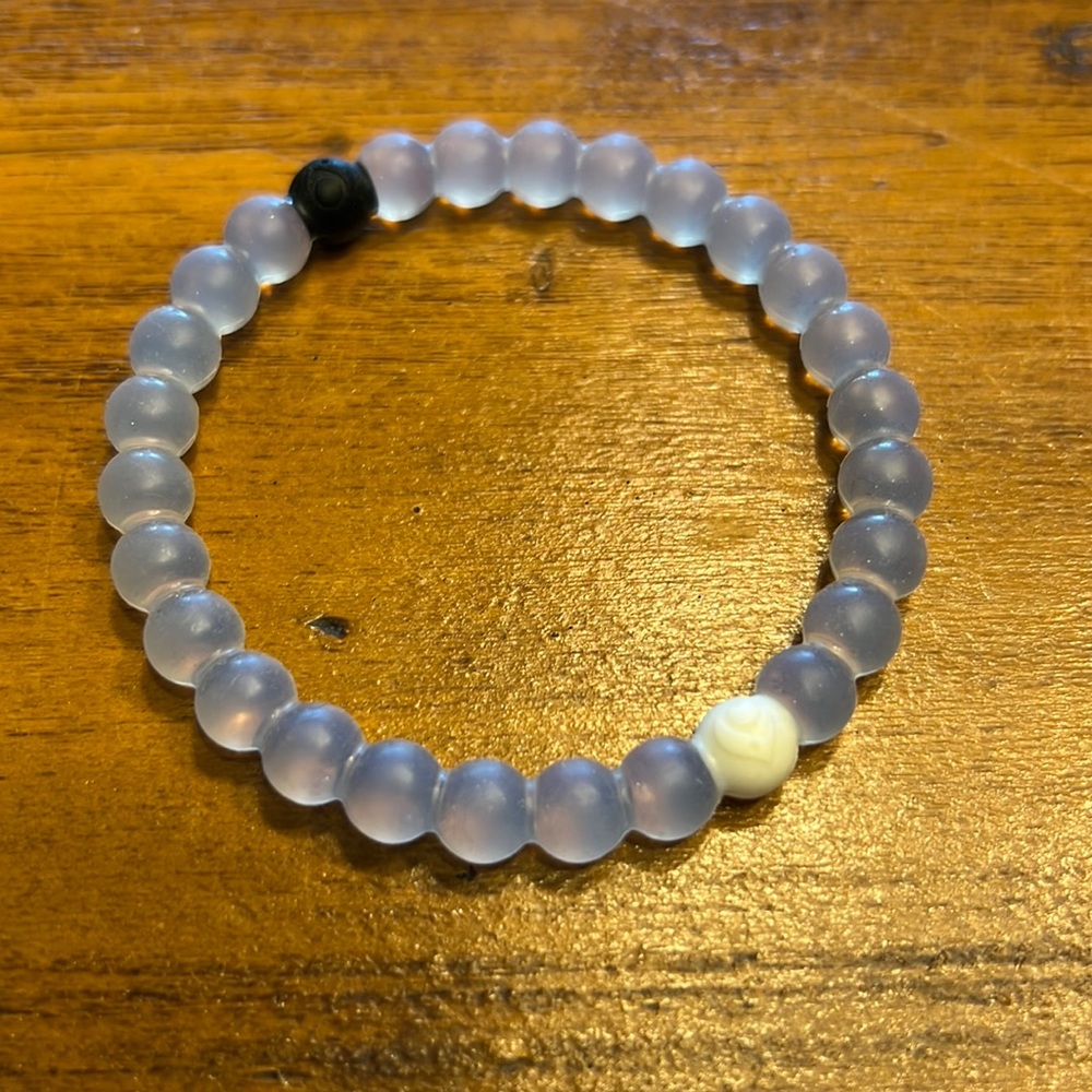 Silicone bracelet